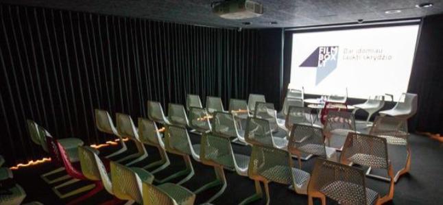 Du court m&eacute;trage fran&ccedil;ais &agrave; l'a&eacute;roport de Vilnius !